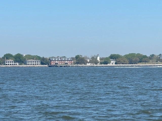 Heading into Yorktown.