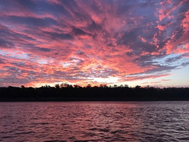 Sunrise on the Mighty Miss, leaving Kimmswick MO