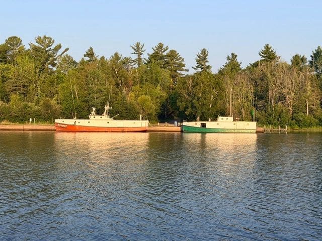 Leaving the Portage Waterway for Lake Superior waters once again.