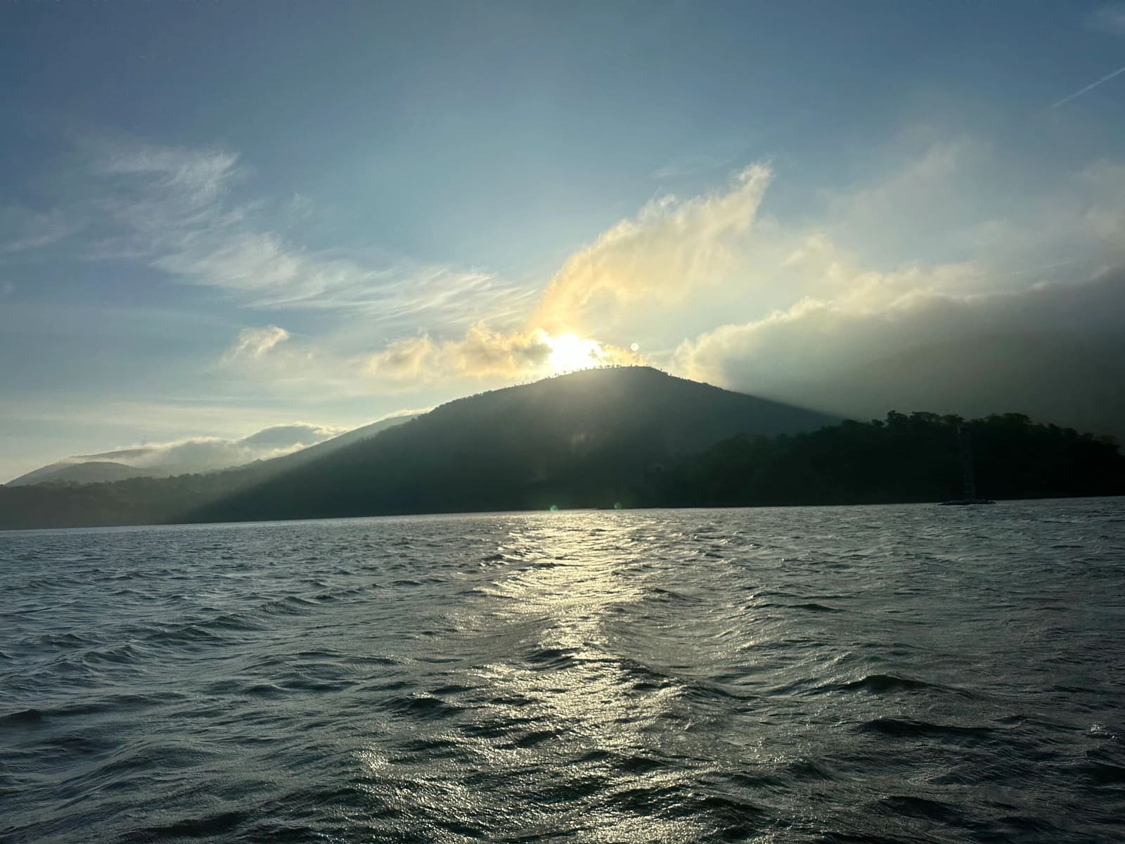 On the Hudson River, heading to Town of Waterford free wall